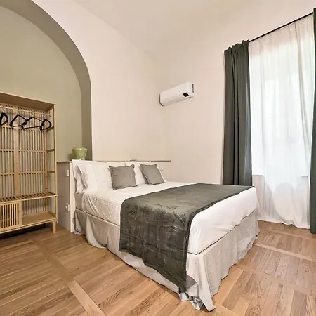 La Corte Dei Panni-3